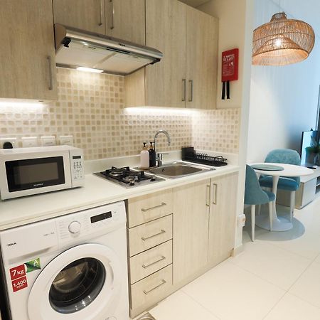 דובאי Fantastic Studio Apartment At Palm Jumeirah מראה חיצוני תמונה