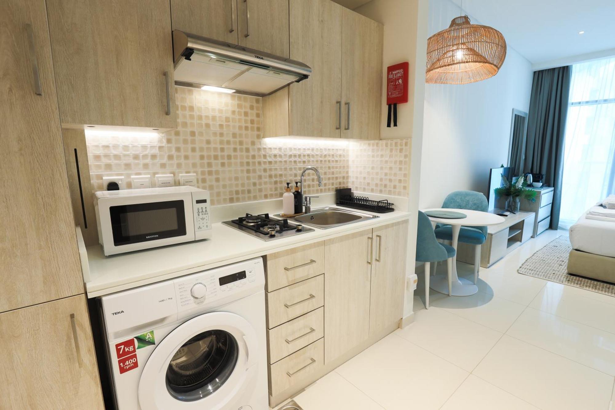 דובאי Fantastic Studio Apartment At Palm Jumeirah מראה חיצוני תמונה